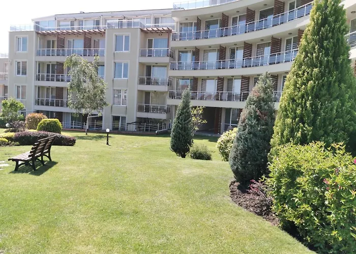 а с една спалня Sunny Island Apartment *