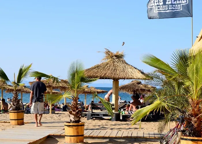 а с една спалня Sunny Island Apartment *
