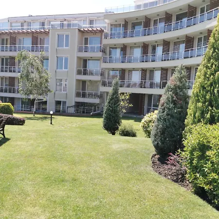 Apartment С Една Спалня В Комплекс Sunny Island Черноморец Apartment *