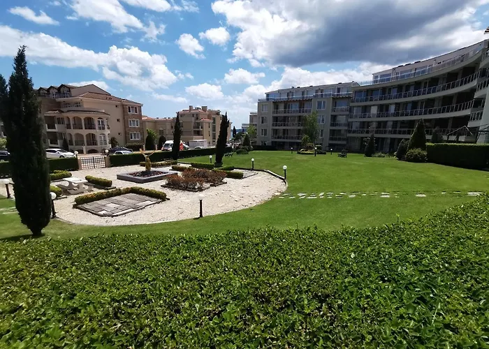 Apartment а с една спалня Sunny Island *